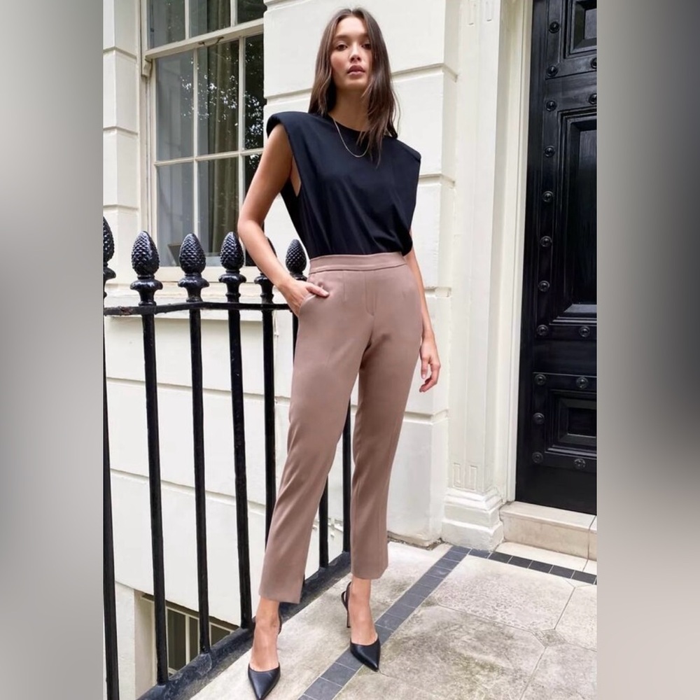Aritzia Babaton Cropped Conan Mauve new with tags